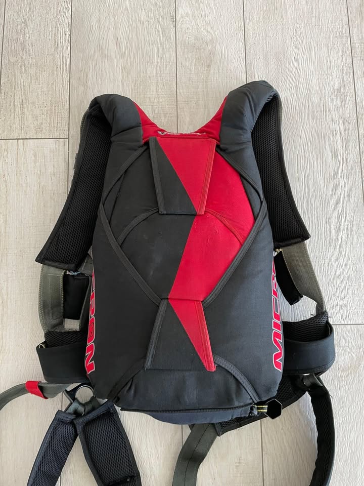 Vector 310 Container 1 Vector 310 Container